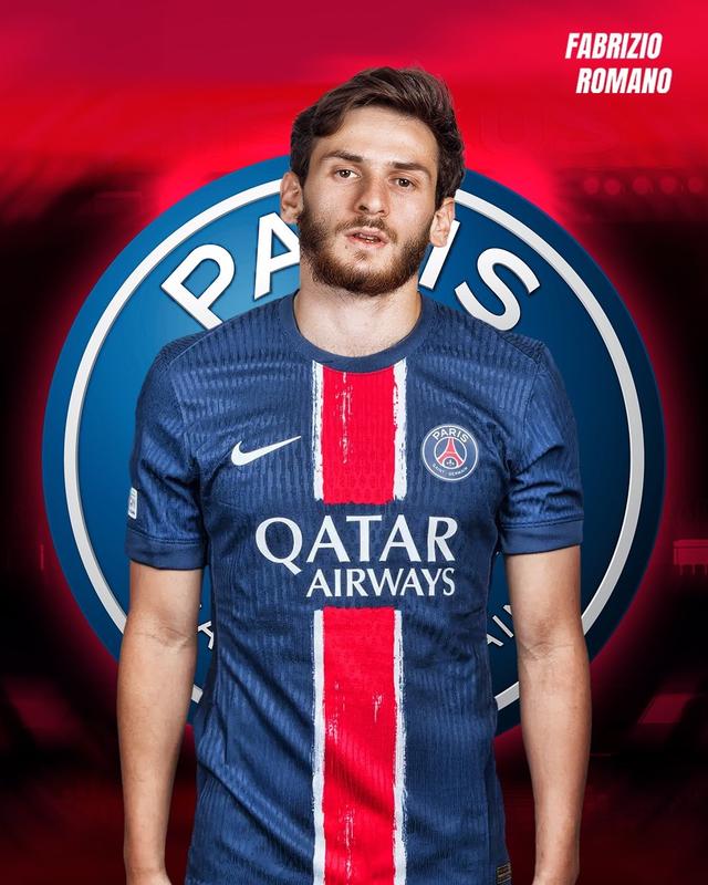 橙衣军团来袭！荷兰第12次跻身世界杯正赛，此前3次获得亚军（橙衣军团再出征：荷兰第12次晋级世界杯正赛，曾三度屈居亚军）